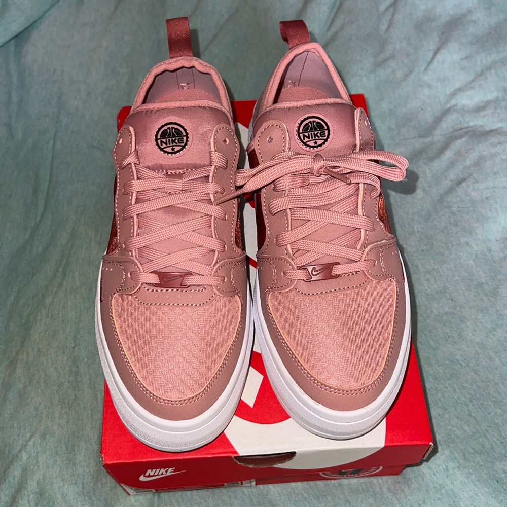 NIKE COURT VISION ALTA TXT